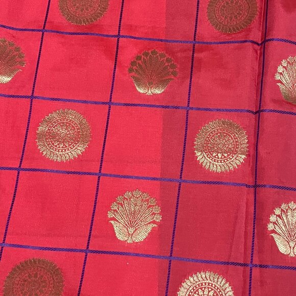 Pink check Indian traditional soft silk saree for women - Picture 15 of 15